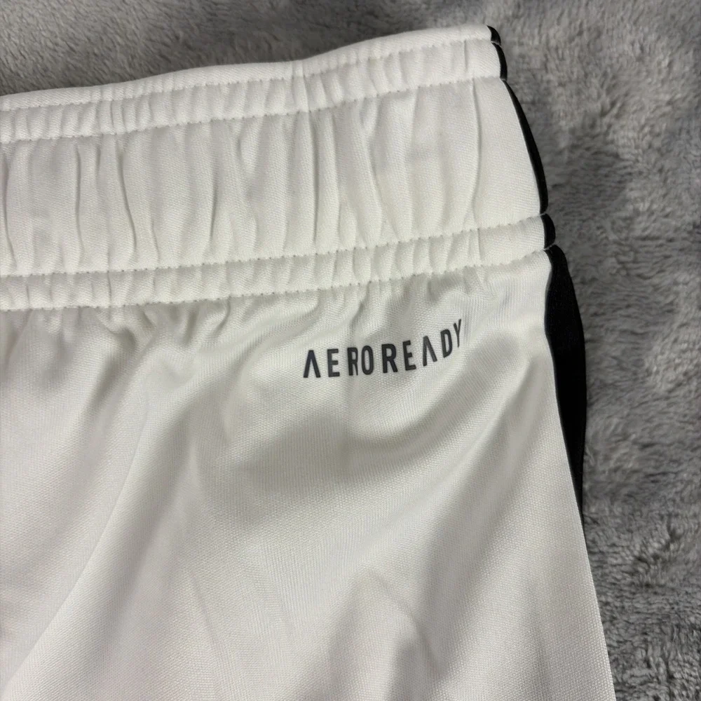 Adidas Manchester United Home Training Shorts White HR3678 Mens Large NWT